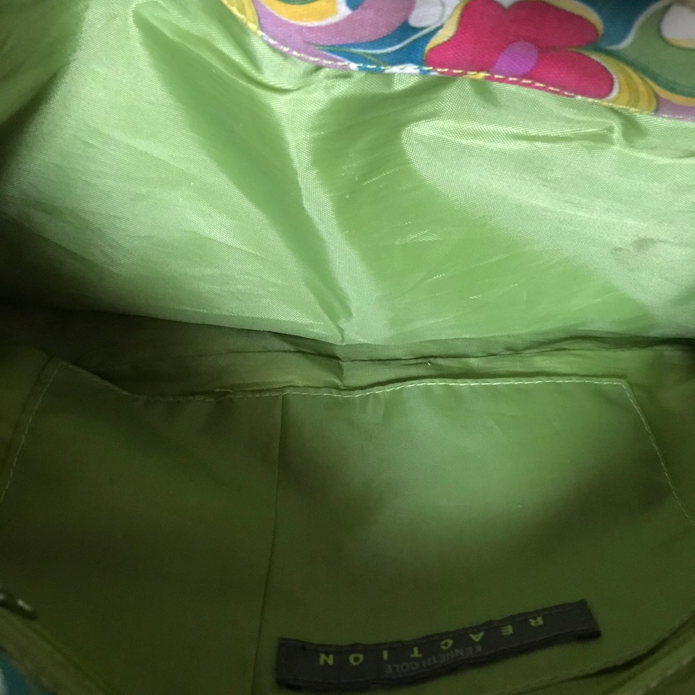 Bags - Picture 8 of 16
